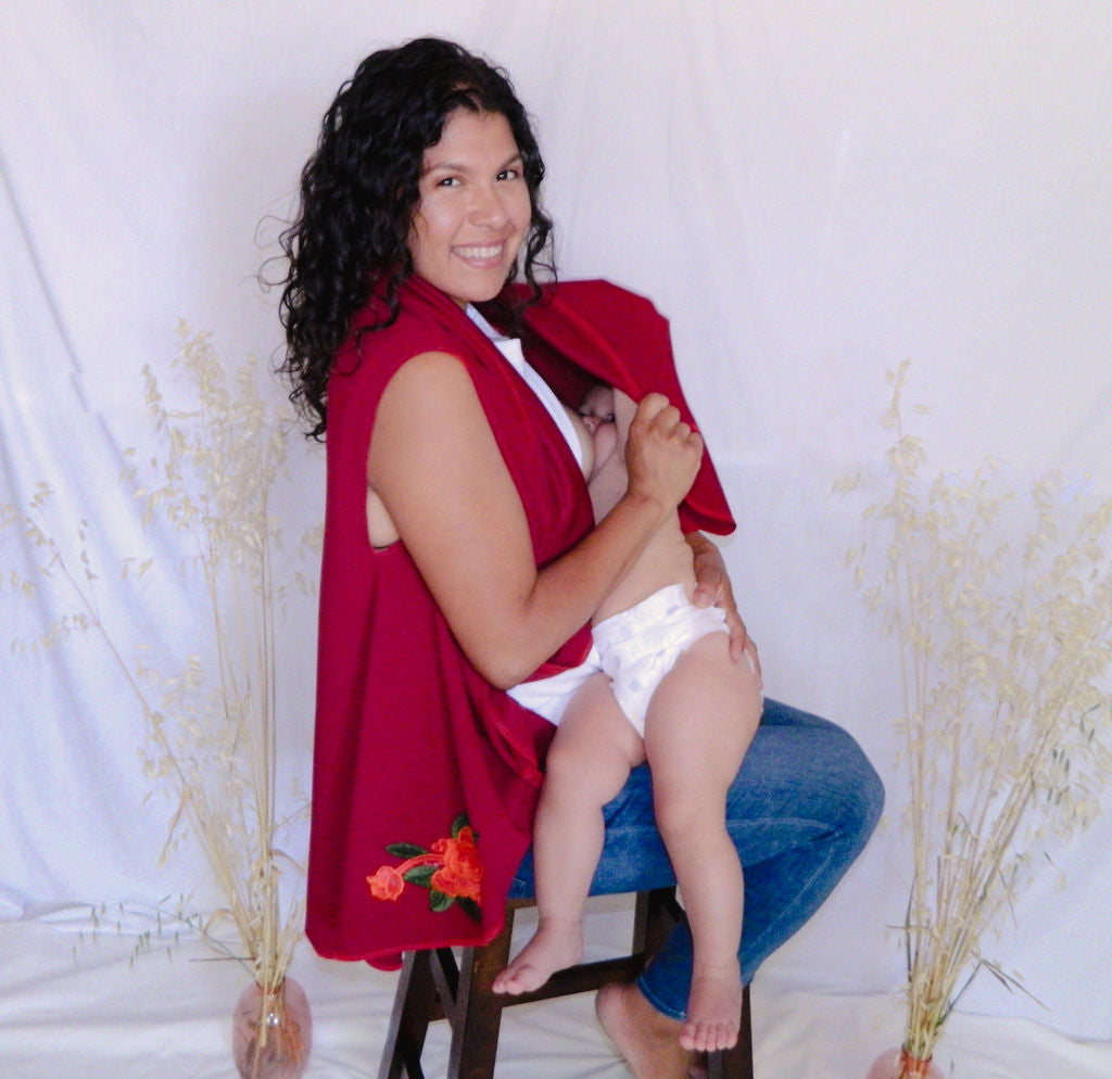 Manuela Nursing Wrap